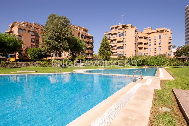 Foto 4b97fcbe-132e-44db-b05f-503dd652c909. Appartement avec chauffage parking piscine dans Sant Pau Valencia