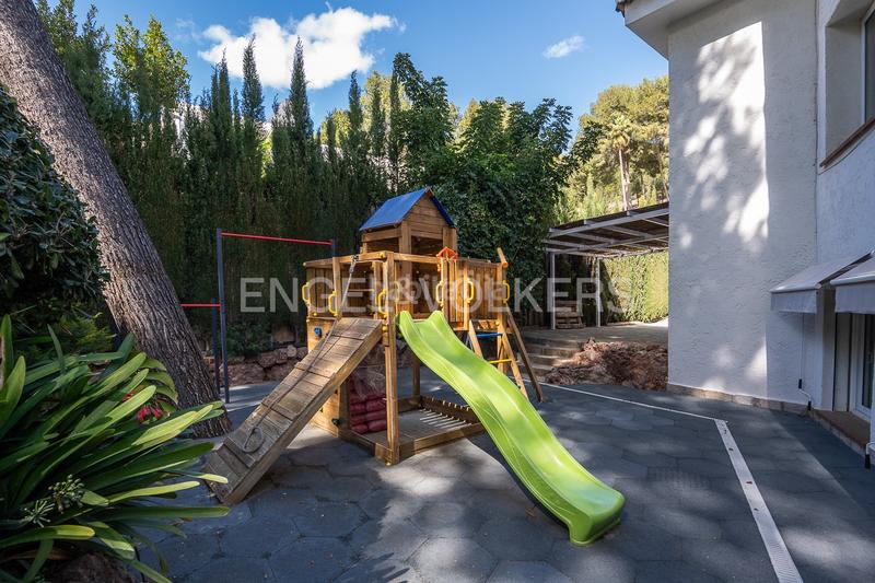 Foto 074d2534-f13f-4a40-a8f5-ea7a1cc7fa3d. House with heating parking in Centro-El Castillo Sagunt