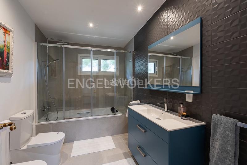 Foto 1f4699c9-e723-4563-908e-262ef937b9dc. House with heating parking in Centro-El Castillo Sagunt