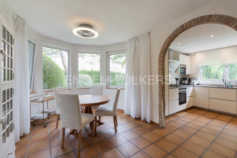 Foto c162cc76-c87b-4967-92a4-e2446968b723. House with heating parking in Centro-El Castillo Sagunt