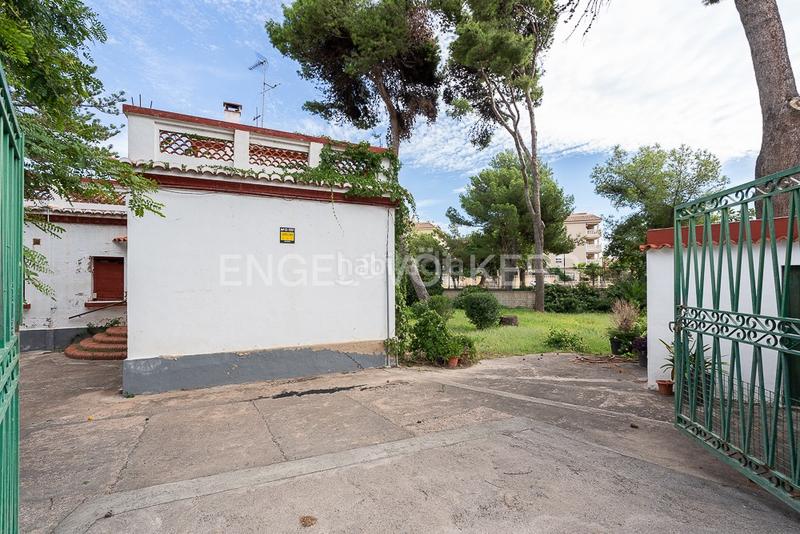 Foto 11e4c8a8-5ac9-482c-9ba9-0efb11498f91. Casa  unifamiliar única junto al faro en Canet d´en Berenguer