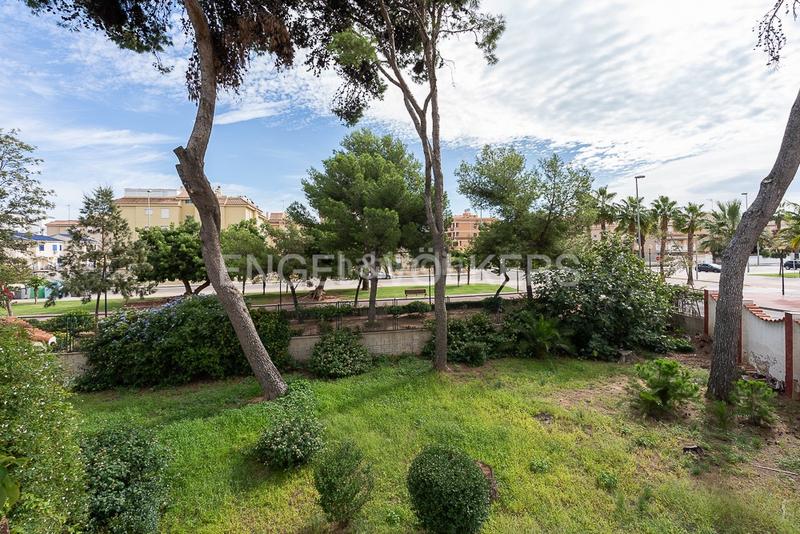 Foto 47d21297-8880-4928-ab4d-8c75d08259e4. Casa  unifamiliar única junto al faro en Canet d´en Berenguer