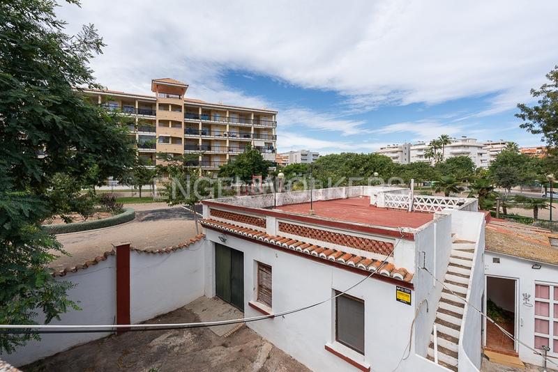Foto d928747e-1803-4883-980b-be3031f89dce. Casa  unifamiliar única junto al faro en Canet d´en Berenguer