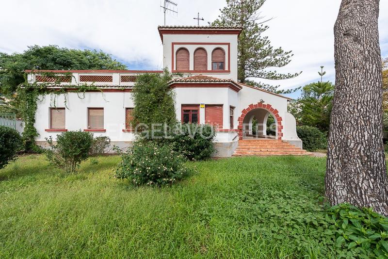 Foto ddca7d0a-7e24-488e-a154-e1b4dcef36ab. Casa  unifamiliar única junto al faro en Canet d´en Berenguer