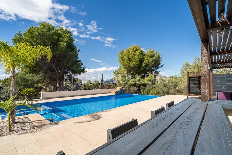 Foto b41891af-6a9a-49f0-a89d-595dbaf4caa7. Casale con riscaldamento piscina in Partida Comunes-Adsubia Xàbia