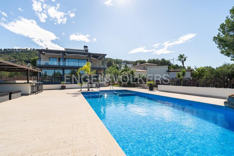 Foto d5b9f364-9cda-49ad-9d08-c26ab27540d9. Casale con riscaldamento piscina in Partida Comunes-Adsubia Xàbia