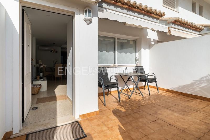 Foto b222d55a-92ba-4e9f-9ca4-469ff43ca5bf. Dúplex coqueto duplex en planta baja en el Puerto de jávea en Xàbia