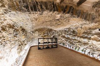 Casa a Alcublas. Casa de pueblo rehabilitada con encanto y bodega original en alc