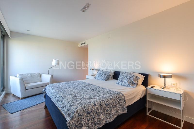 Foto 39cc61ab-e61a-43ac-a2d6-d21ac2570991. Apartament amb calefacció aparcament a La Punta Valencia