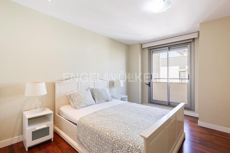 Foto 4a775c2c-0dd4-4f47-aeac-82b948b91bc4. Apartament amb calefacció aparcament a La Punta Valencia