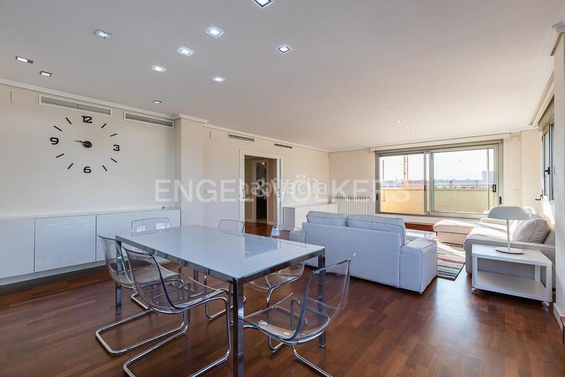 Foto 54654324-5933-4d4b-8ddf-93293265f23c. Apartament amb calefacció aparcament a La Punta Valencia