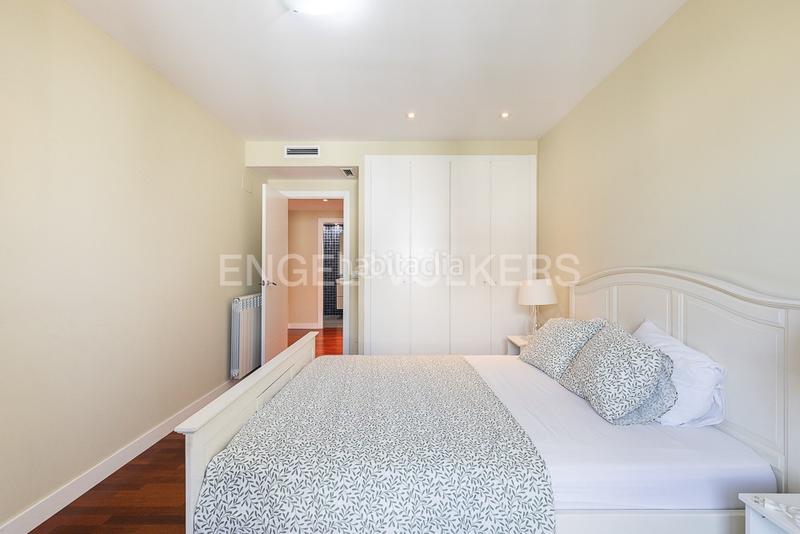 Foto 5ed199fa-0b78-4336-a7d1-1e182614192d. Apartament amb calefacció aparcament a La Punta Valencia