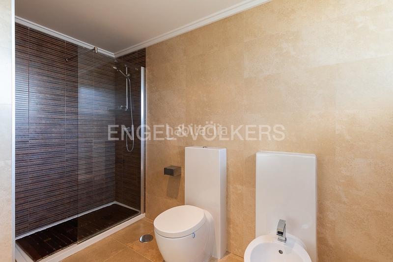 Foto 87019d7a-5d5c-45f0-b58f-12ed4ee42643. Apartament amb calefacció aparcament a La Punta Valencia