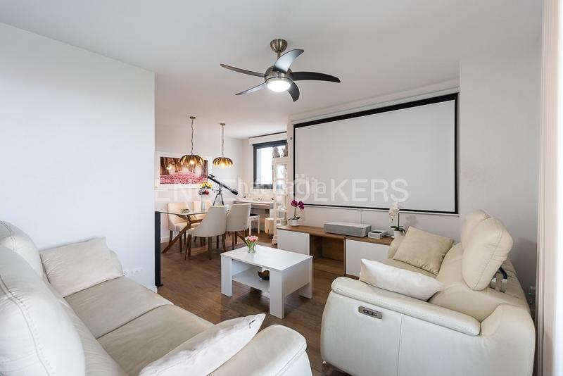 Foto 4499f692-50e2-4f29-a788-d41b8a546419. Piccolo appartamento con riscaldamento parcheggio piscina in Valencia