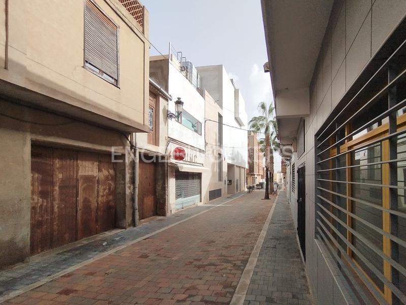 Foto ae02869d-153d-49b4-bed1-ded6e3755609. Piccolo appartamento con riscaldamento parcheggio in Casinos