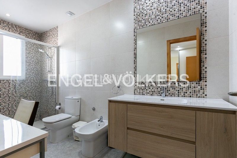 Foto 104edce6-4463-4889-9066-261a18f84270. Casa adossada amb calefacció aparcament a La Patacona Alboraya