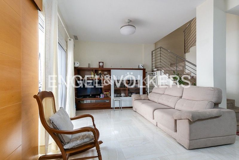 Foto 54405da2-aa38-4533-9d65-4176736b3618. Casa adossada amb calefacció aparcament a La Patacona Alboraya