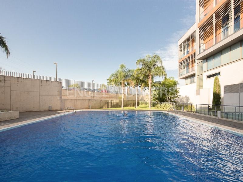 Foto 2ccf96b6-0197-4f0d-a795-3b55ef41e98c. Loft fantástico loft con terraza en Vara de Quart Valencia