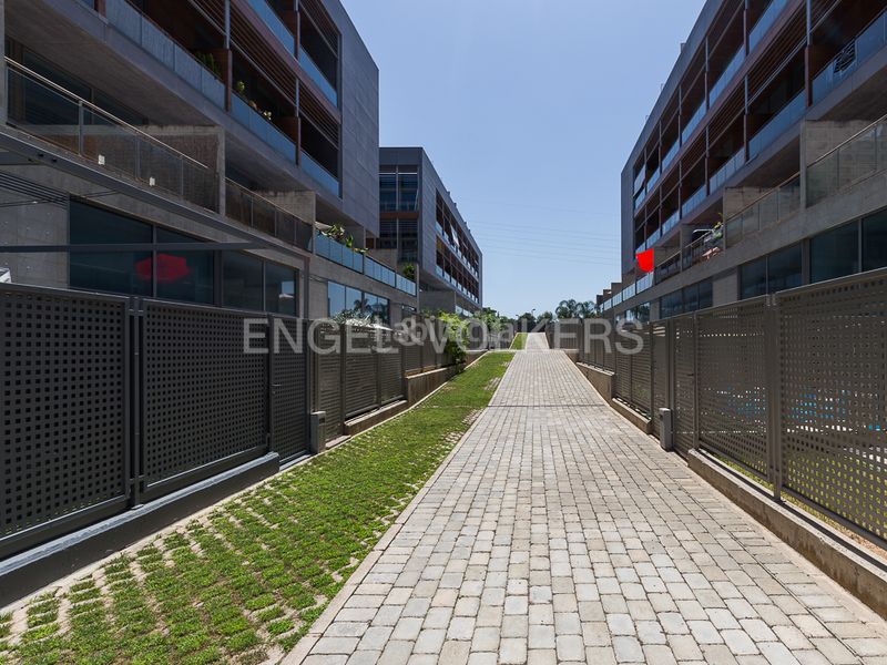 Foto e33547ac-e271-4a45-9acf-54c9cb734ed2. Loft amb calefacció piscina a Vara de Quart Valencia