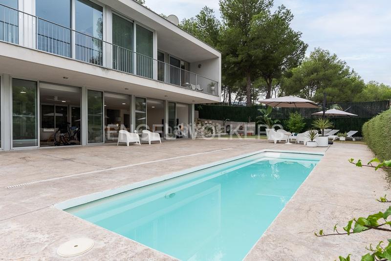 Foto bee51196-c531-4b22-86cc-2a719a0d0c26. Casa con riscaldamento parcheggio piscina in Torres Torres