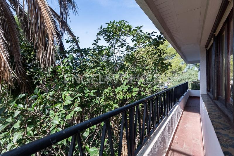 Foto 0fff5f2a-5624-4898-8fba-f7767320319b. Casa amb calefacció aparcament piscina a Gilet