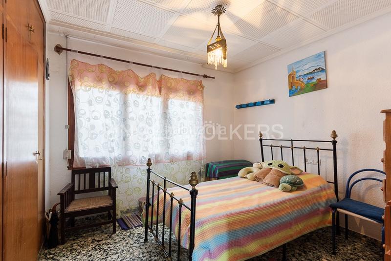 Foto 135c12c7-099e-4d2d-9c03-dd7c6a22c38c. Casa amb calefacció aparcament piscina a Gilet