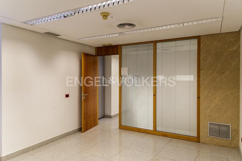 Foto 4cf30435-4118-4a9d-b21d-a090ec842c0e. Apartamento oportunidad de inversión en la glorieta denia en Dénia