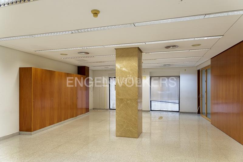 Foto e74a91c6-1b22-4abb-be2b-4997dc20fc3e. Apartamento oportunidad de inversión en la glorieta denia en Dénia