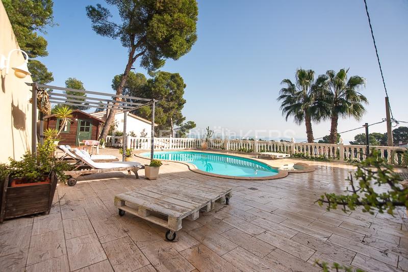 Foto 30d53998-f9f4-4d4d-b269-39a6981a286c. Casa vive el lujo y la tranquilidad en el balcó ! en Oropesa del Mar