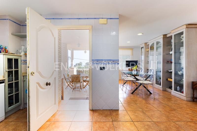 Foto ba291050-0e26-4568-ba31-fd94de777c6a. Casa vive el lujo y la tranquilidad en el balcó ! en Oropesa del Mar