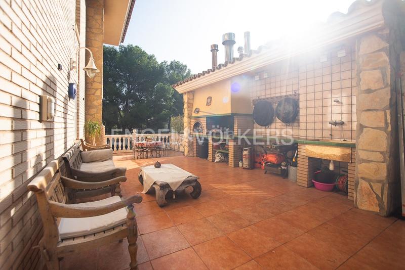 Foto c7bca8c5-e58e-4e6b-8b68-d76044f9f806. Casa vive el lujo y la tranquilidad en el balcó ! en Oropesa del Mar