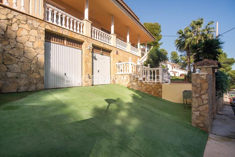 Foto e5a2db30-e372-4f49-a23d-72979ab1841c. Casa vive el lujo y la tranquilidad en el balcó ! en Oropesa del Mar