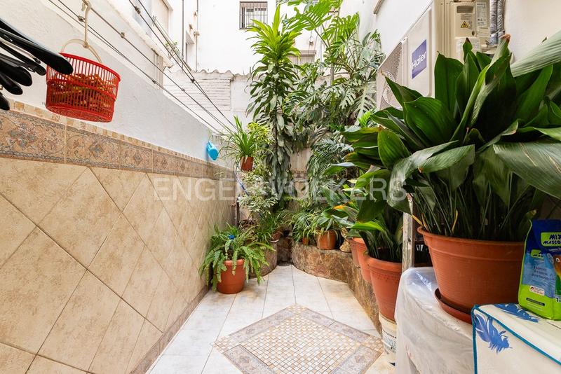 Foto 8fa135f2-1818-4a0b-87ce-0e4fde46a5ae. Apartment with heating in Barrio Benicalap Valencia