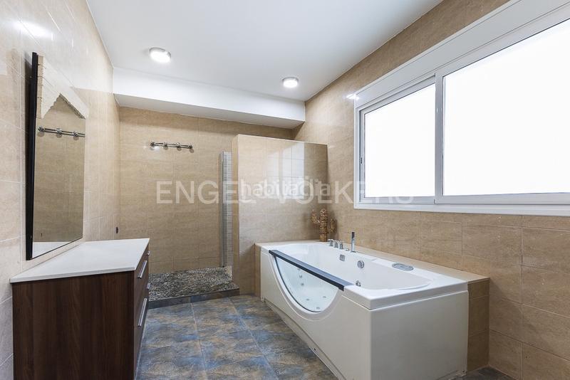 Foto 05beebe9-66d2-4c5c-8ab5-6e0d8f39a40d. Casa con riscaldamento parcheggio piscina in Real de Gandía