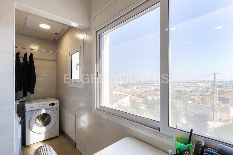 Foto 9f5d4996-e14a-4fd6-a644-73d8d359edc9. Casa con riscaldamento parcheggio piscina in Real de Gandía