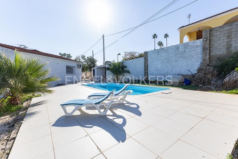 Foto e1aef008-e277-426a-94f0-aa8d9b79a8be. Casa con riscaldamento parcheggio piscina in Real de Gandía