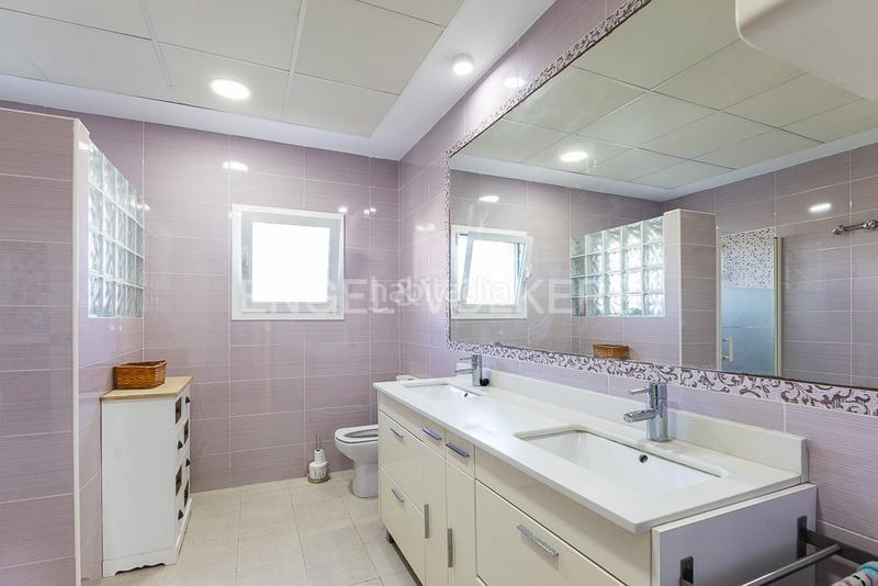 Foto e32f59e9-7b42-457c-886e-519e444ab780. Casa con riscaldamento parcheggio piscina in Real de Gandía