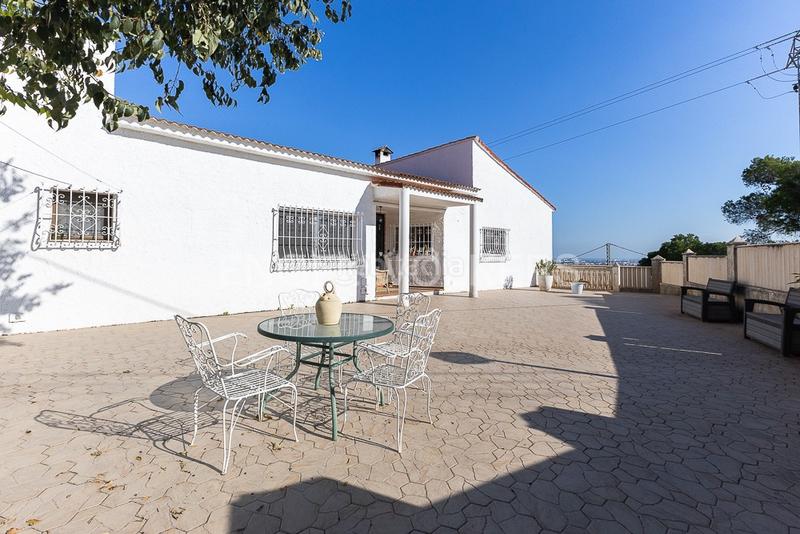 Foto e5aa4694-88a0-4916-97b5-bf4adffe60ee. Casa con riscaldamento parcheggio piscina in Real de Gandía