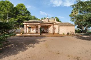 Casa a Santa Ana. Fantastica propiedad de estilo mediterráneo en ontinyent