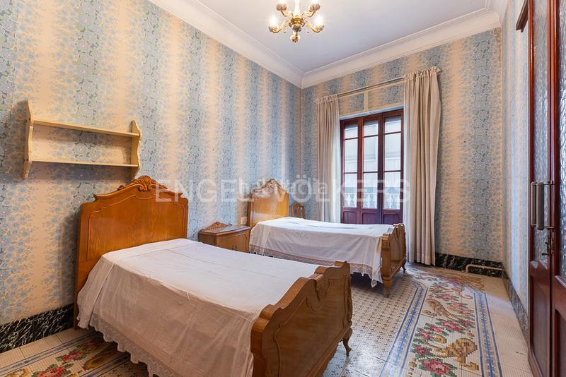 Foto 843f13fe-cff1-4034-840f-0cb76488de1d. Haus mit heizung parking in Centro Villarreal / Vila - real