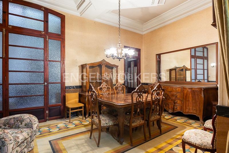 Foto ebfd37fb-678c-4c2c-a908-1c8ede9e977f. Haus mit heizung parking in Centro Villarreal / Vila - real