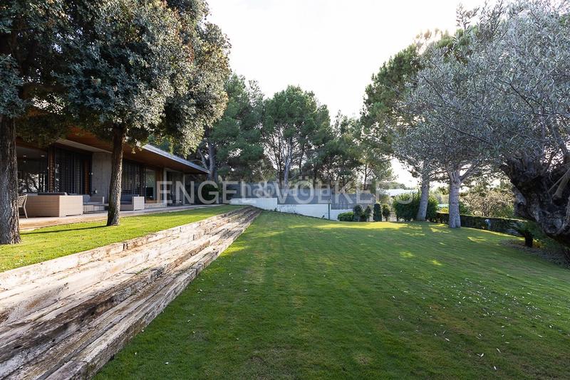Foto 53790743-7ed6-4537-a9fb-a639e208b407. Casa gran propiedad contemporánea con piscina en torre en conill en Bétera