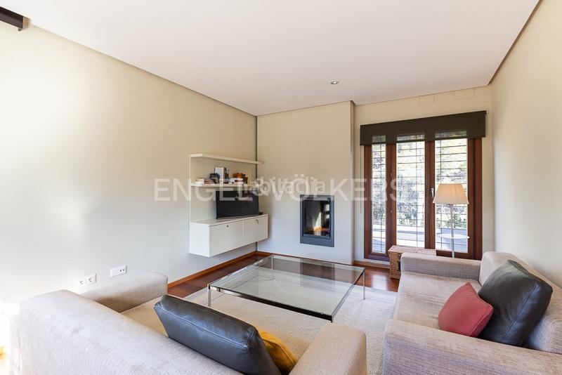 Foto 6be3ac99-0674-4f2a-893b-f61cc8e11905. Casa gran propiedad contemporánea con piscina en torre en conill en Bétera