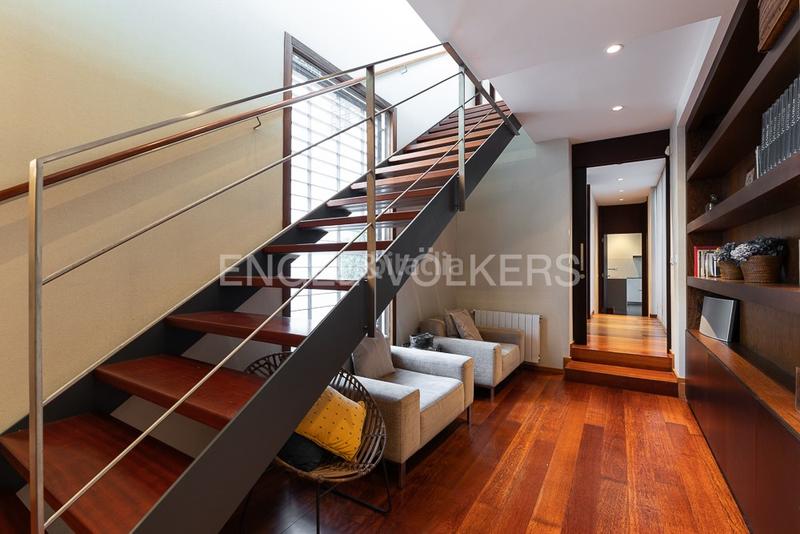Foto 840897db-9244-4a21-abec-94698a473314. Casa gran propiedad contemporánea con piscina en torre en conill en Bétera