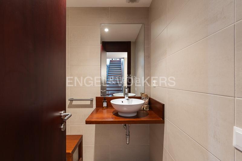Foto 974e9a16-0489-43a6-85a9-5dd3ff37c531. Casa gran propiedad contemporánea con piscina en torre en conill en Bétera