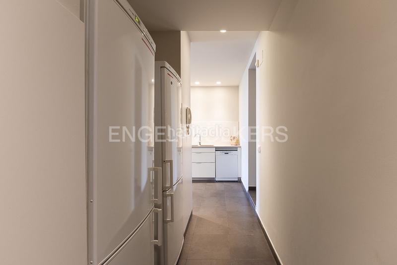 Foto ff966ef7-ccb7-4abb-a6d4-3ed323d72e48. Casa gran propiedad contemporánea con piscina en torre en conill en Bétera