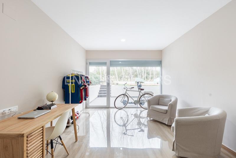 Foto 0e17f338-a98b-44da-98e3-624c1797f9fd. House with heating parking pool in El Bosque Chiva