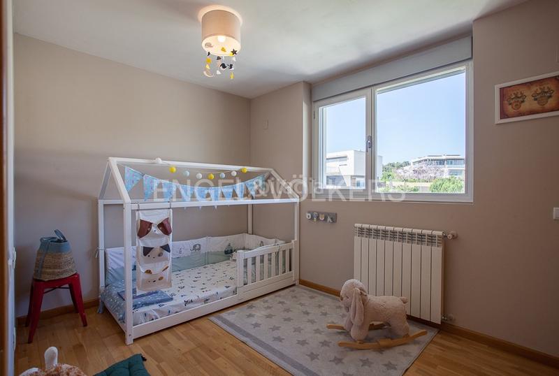 Foto 15b9c321-a4ac-488a-b3f3-bc2bcb764c7f. House with heating parking pool in El Bosque Chiva