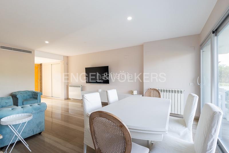 Foto 4f918444-0017-4ef0-b50f-5f8777173ad2. House with heating parking pool in El Bosque Chiva