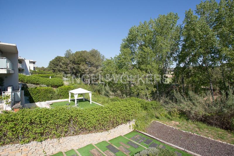 Foto 56c9b31d-fd29-4397-aba1-ab6dd9ca68e6. House with heating parking pool in El Bosque Chiva